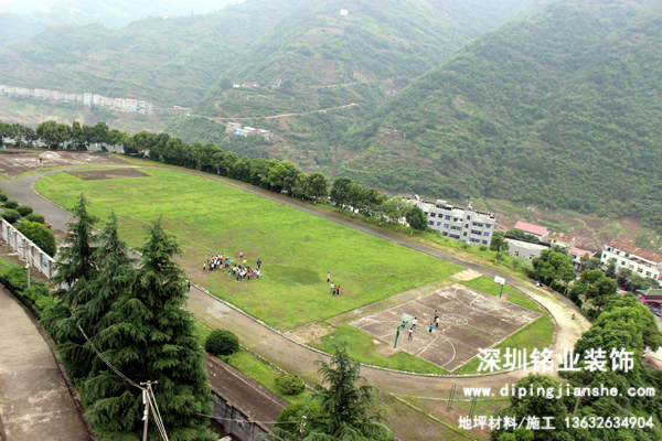 常見的田徑場(chǎng)跑道面層結(jié)構(gòu)有哪些?